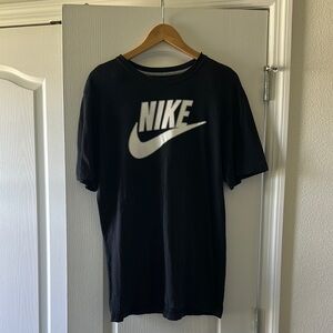 Nike Black Short Sleeve Tee with Relaxed Fit